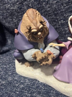 WDCC Disney Beauty and the Beast Mint Belle & Beast Figure
