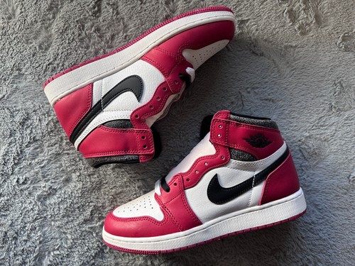 Air Jordan 1 High OG âLost & Foundâ Homages 80s Mom and Pop Shops - Sneakers Release News