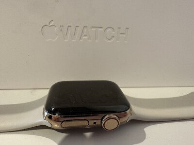 Apple Watch Series 40 mm Gold Stainless Case with Stone Sand Sport Band