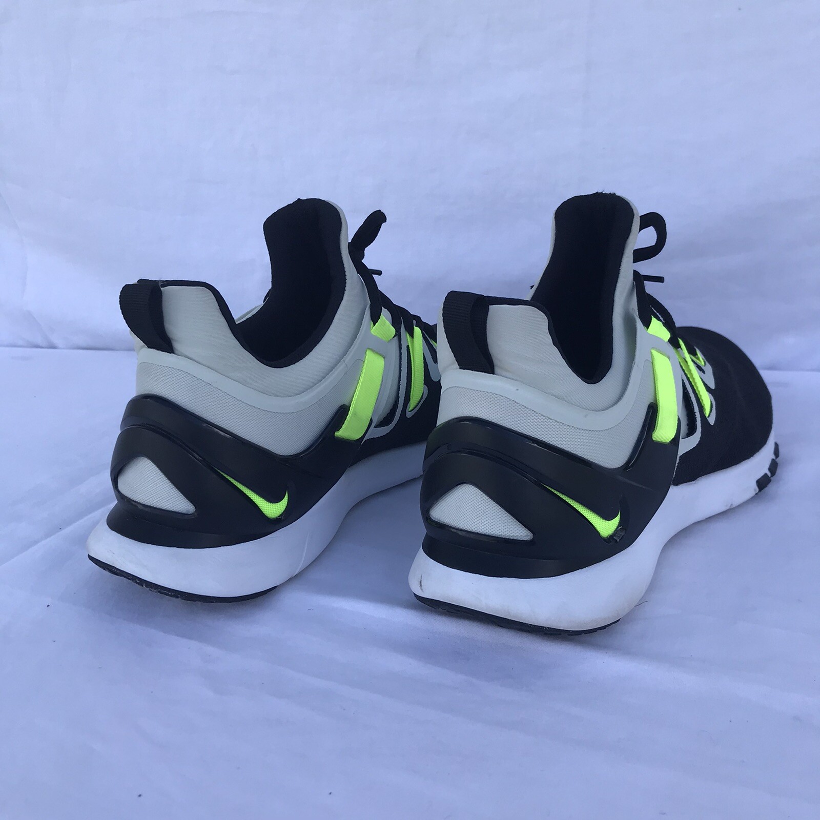 Nike Flexmethod Trainers Black/Volt-Spruce Aura B… - image 4