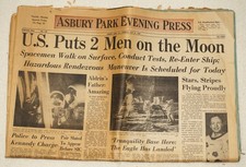 VTG US Puts 2 Men on the Moon  Asbury Park Press Asbury Park  NJ Newspaper 07/69