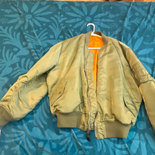 Alpha Industries Men s XL Nylon Bomber Jacket...