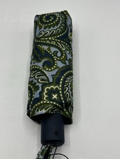 Vera Bradley Essential Mini Umbrella in the Luxe Paisley pattern