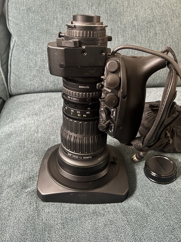 Fujinon UA18x5.5BERD-S6 4K Wide Angle Lens w/2X Extender (2/3" B4 Mount Lens)