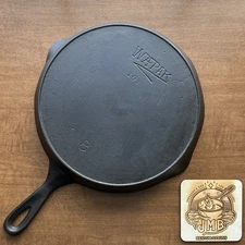 Wapak #8 Z-Logo Cast Iron Skillet - JMB Restorations