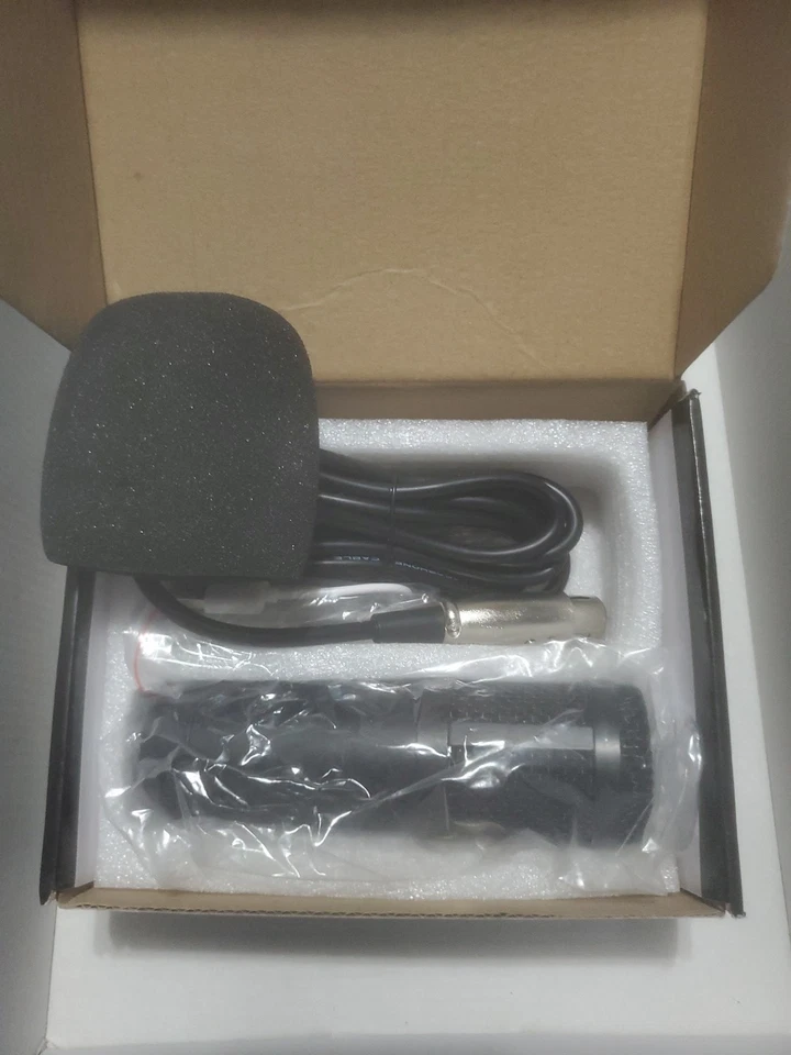 Micrófono condensador profesional compatible para podcasting Foto 2 de 4