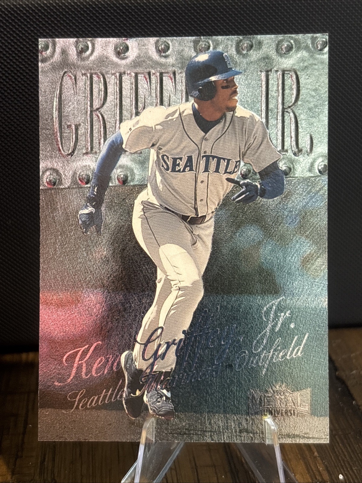 1999 Skybox Metal Universe - Ken Griffey Jr #95