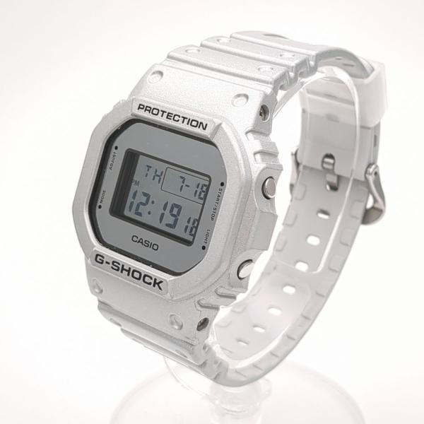 Casio G-SHOCK DW-5600FF-8JF Digital Watch Unisex Silver Resin Band