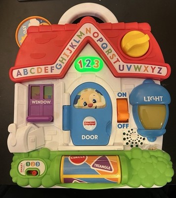 Fisher-Price Laugh & Learn Puppy's Busy Activity Home Smart Stages ABC Working