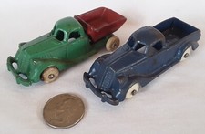 Pair of Hubley 1930s Cast Iron Trucks Blue Pickup Green and Red Dump Truck