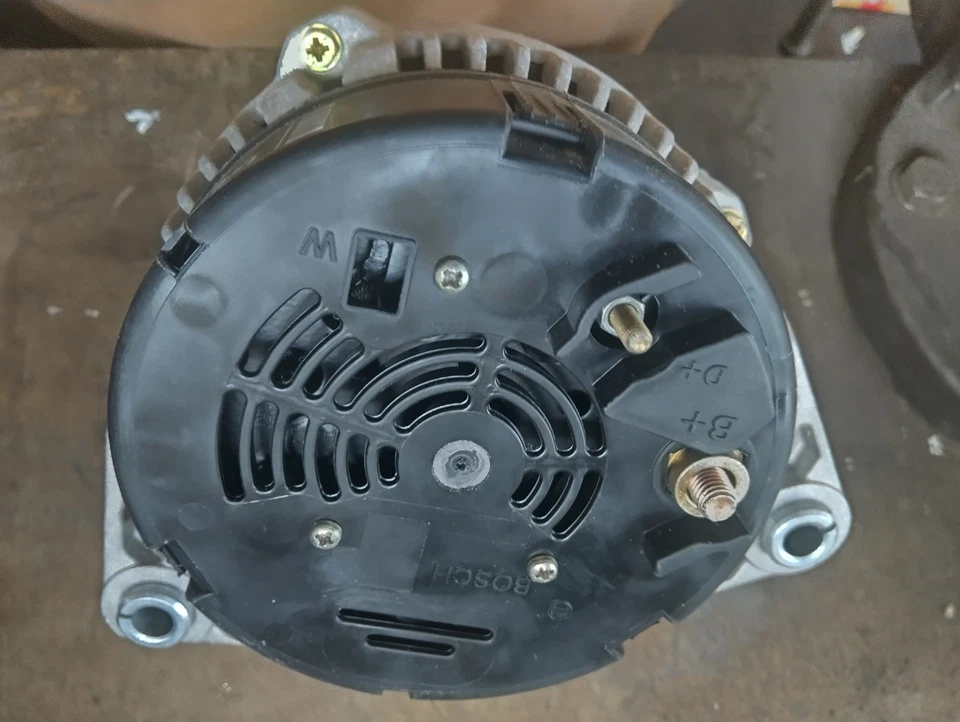 SAAB 9-3 1998  Bosch Alternator 0123510089, 5246889, New old stock  - Image 4 of 4