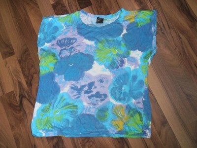 Superschönes Damen-T-Shirt mit großen bunten Blumen*für kleine Frauen*Gr. L 44*