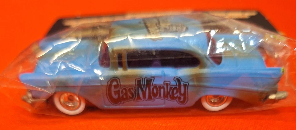 Hot Wheels 2013 Las Vegas Super Toy Con Super Chase Gas Monkey '57 Chevy 1/1 - Изображение 2 из 4