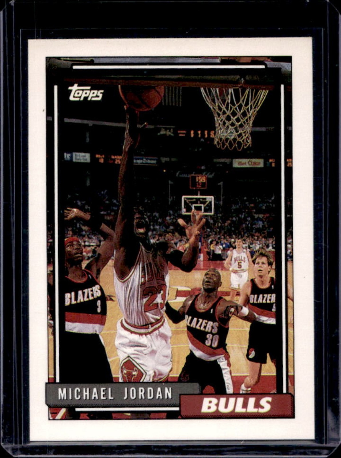 1992-93 Topps Michael Jordan #141 Bulls