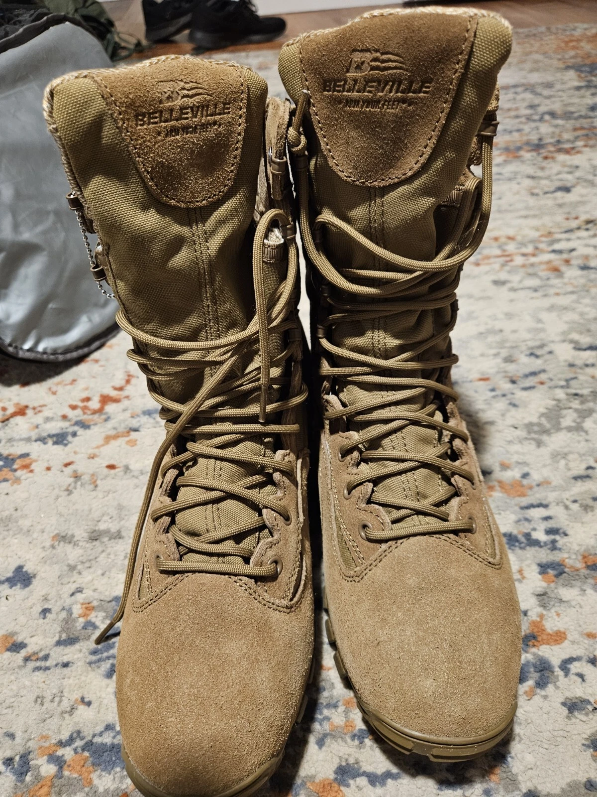 thinsulate boots Size 9