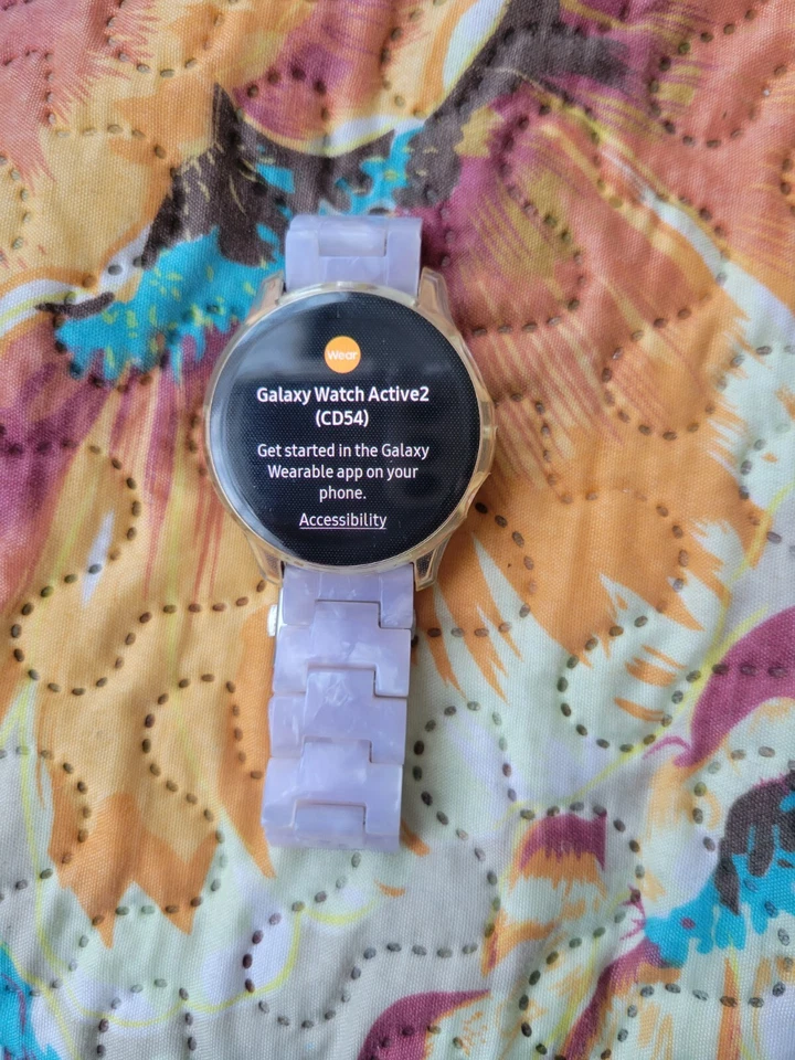 Samsung R835 Active2 40m Gold Case Pink Strap Verizon Smart Watch - NWOT - Image 4 of 4