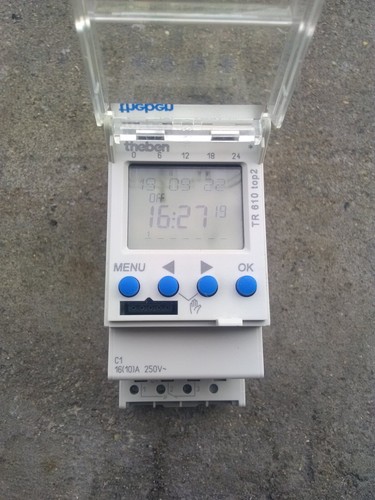 Horloge Programmable Digitale et Programme Hebdomadaire theben TR 612