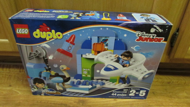 lego miles from tomorrowland