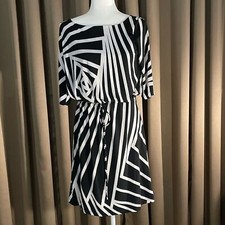 Forever Brand black white abstract Dress Size M