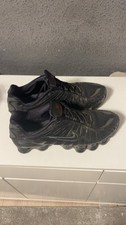 Nike Shox Herren Sneaker EU 45 Schwarz Low To...