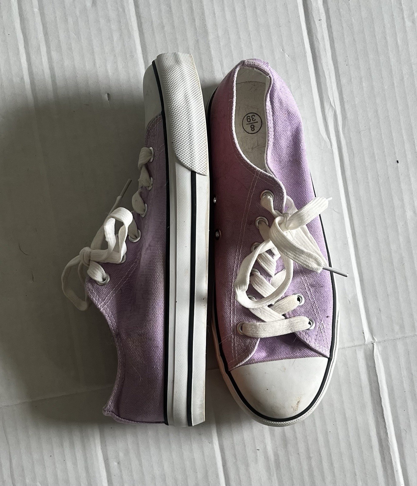 ZGR Women’s Canvas Low Top Sneaker Lace-up Classic Casual Shoes lavender Size 8