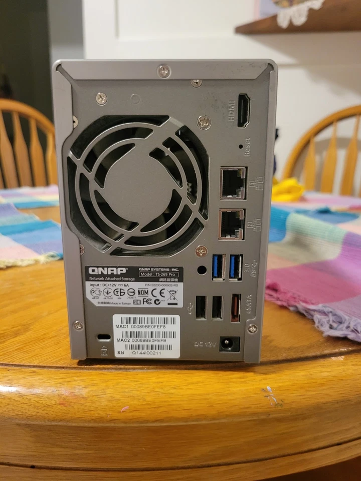 QNAP TS-269 Pro NAS with power adapter - Image 2 of 4
