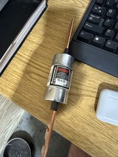 NIB- BUSSMANN FRS-R-200 Fusetron Dual Element Time-Delay 200 Amp 600 V Free Ship