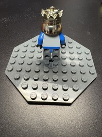 Lego Castle King Mathias Minifigure 8781 8875 8779 - G678 Chess Set 2005 Retired