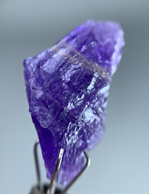 10 CT Fluorescent Phosphorescent Tenebrescent Hackmanite Crystal From @AFG