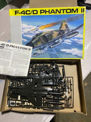 Monogram 1/72 F-4 C/D Phantom II