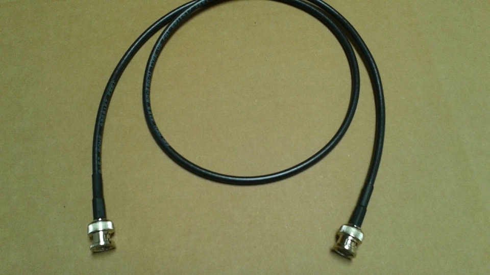 Cable coaxial de puente BELDEN RG-58 fabricado en EE. UU. BNC macho a BNC macho, 3 pies. (50 ohmios) Foto 3 de 3