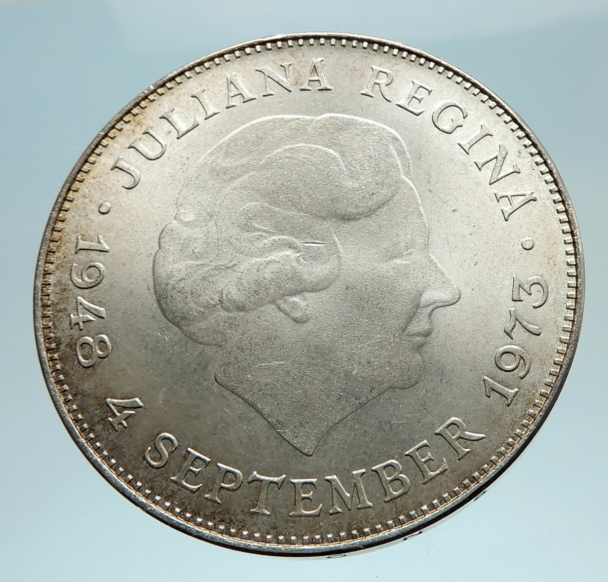 1973 Netherlands Kingdom Queen JULIANA Authentic Silver 10