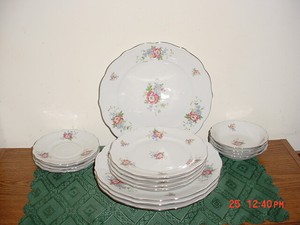 16-PC-BAVARIA-GERMANY-034-FLORAL-034-DINNERWARE-SET-PINK-FLOWERS-SILVER-TRIM-FREE-SHIP