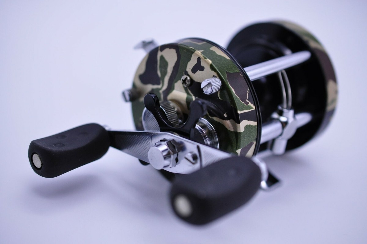 Abu Garcia Ambassadeur 6500C3 Camo Right Handle BaitCasting Reel Very Good+