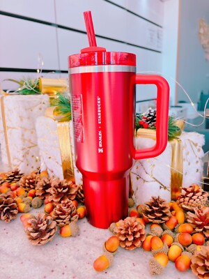 STANLEY スターバックス レッド水筒 Stanley x Starbucks Holiday Red 40oz Tumbler Cup - 2023 Limited