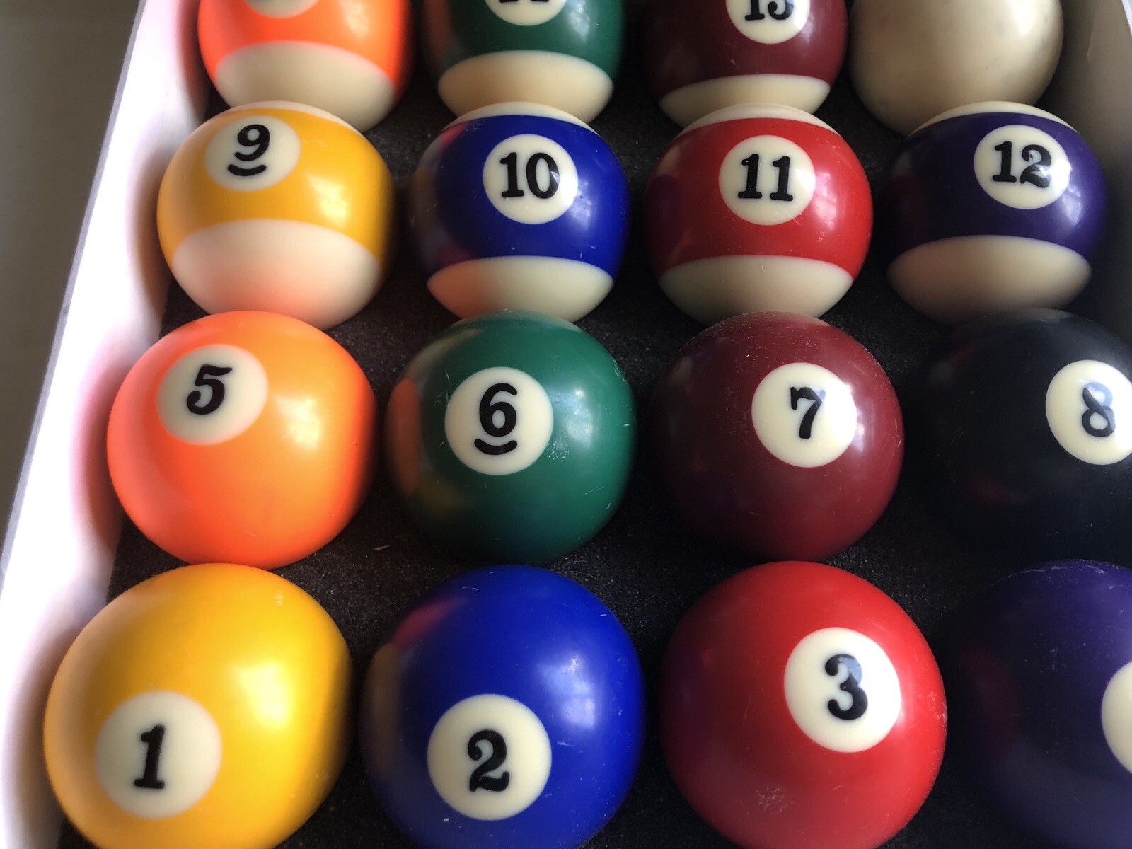 Sportcraft Professional Style Billiard Balls P/N 27041SC08 Complete Set