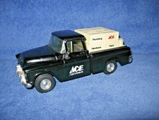 1955 CHEVROLET CAMEO PICKUP ERTL ACE HARDWARE 1:25 BANK/KEY