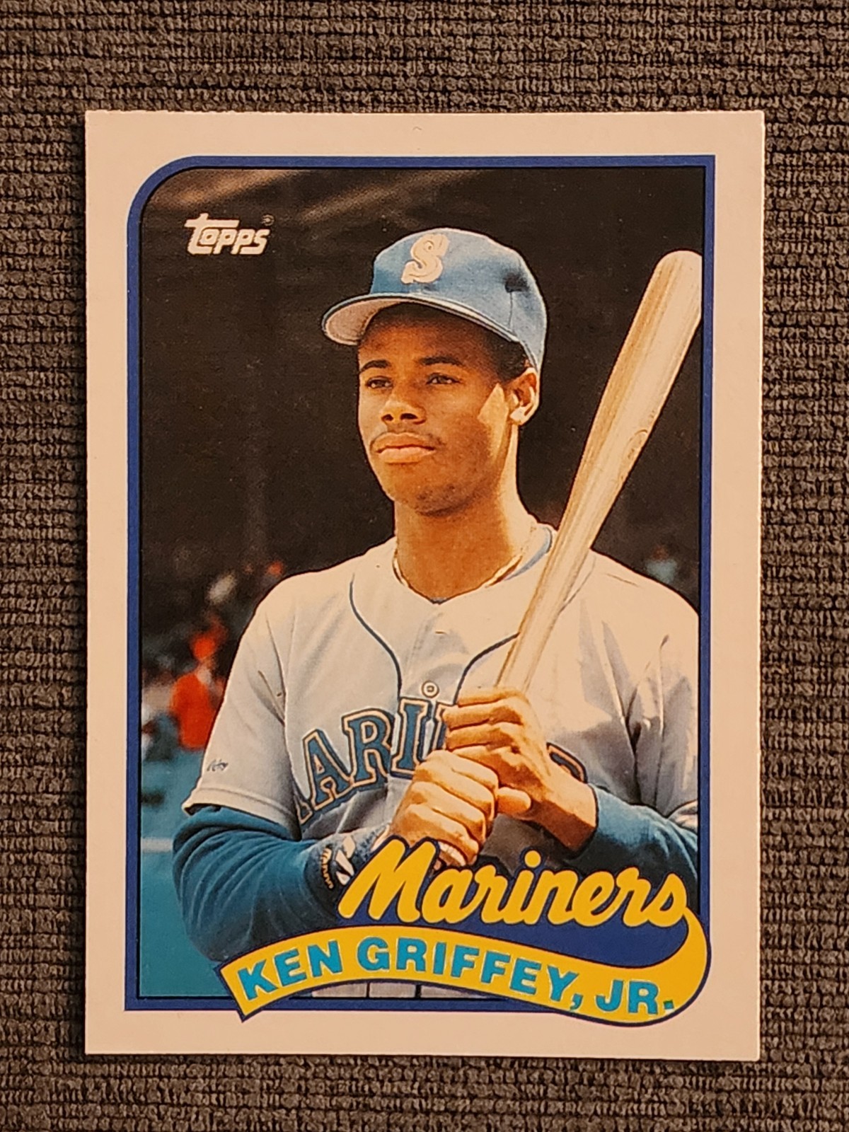 1989 Topps Traded - Ken Griffey Jr #41T (RC) Hot Iconic Rookie Card ⚾️ 🐐 