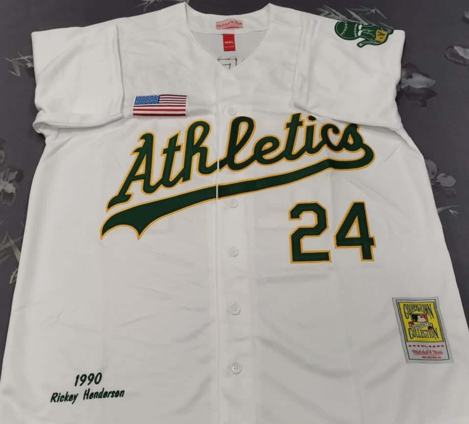 Camiseta deportiva cosida blanca retro vintage Rickey Henderson #24 de atletismo. Foto 2 de 4