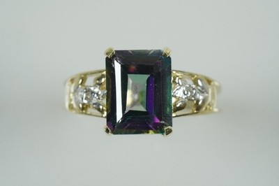 Beautiful Mystic Topaz & diamond 9ct ring
