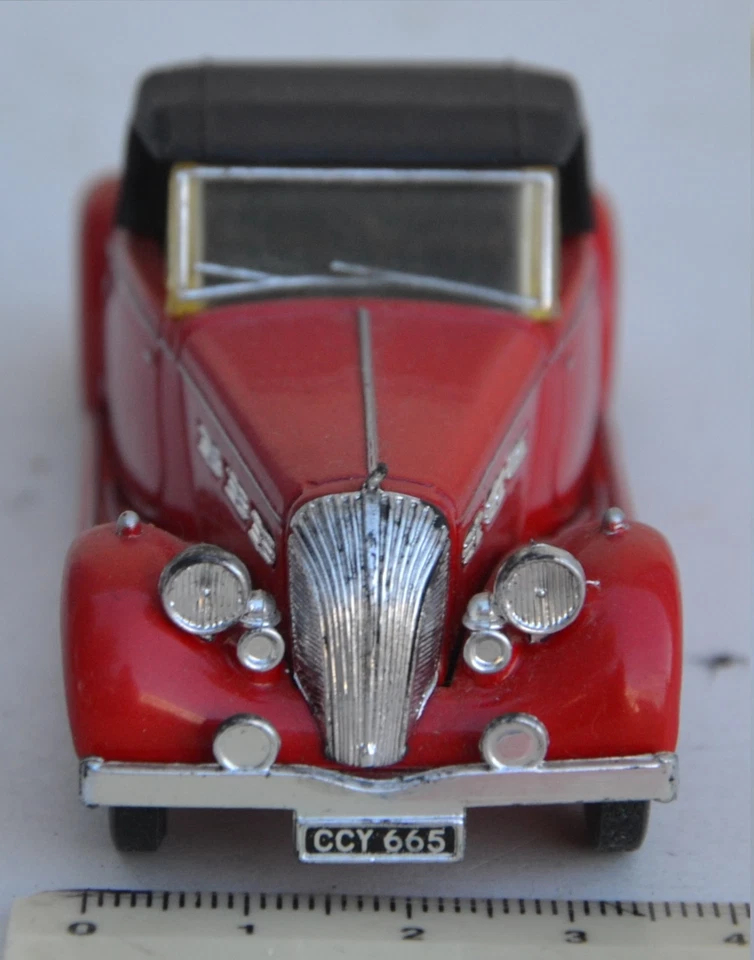 Triumph dolomite rouge 1939 dinky matchbox dy17 1990's 1/43 - Photo 2/4