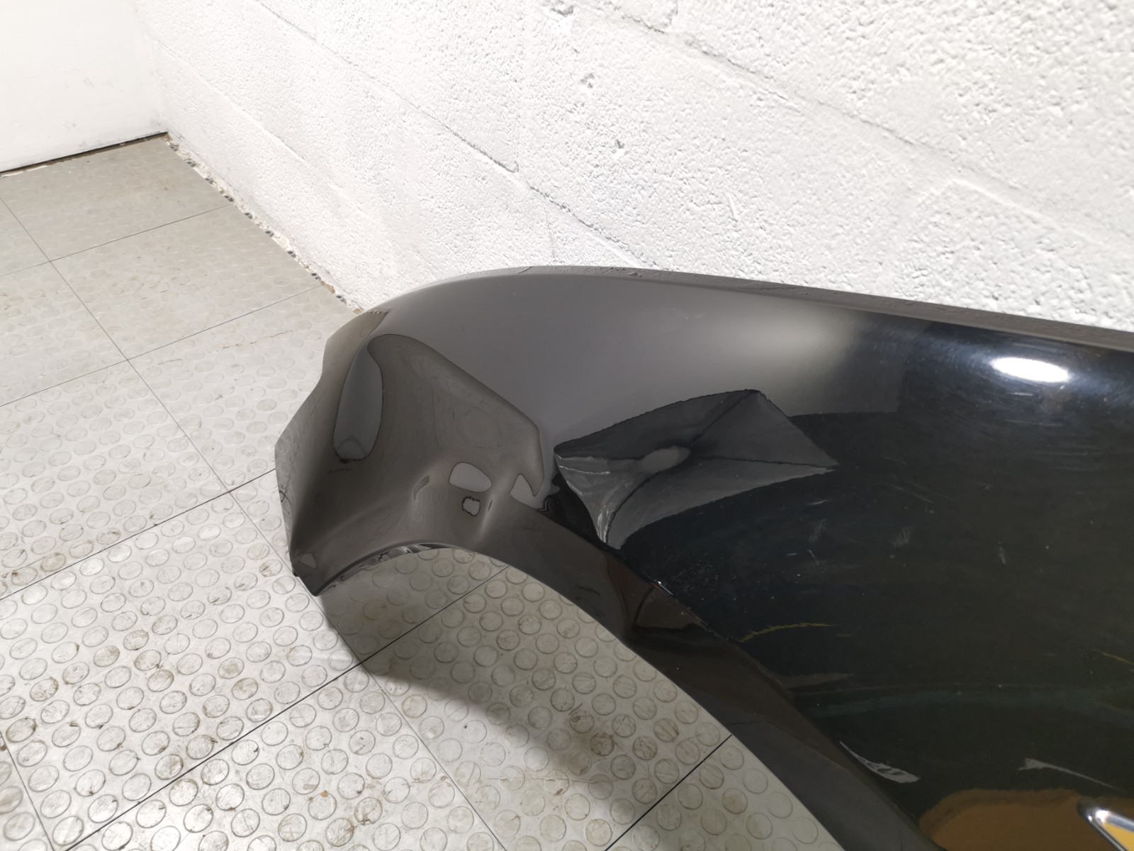 Maserati Ghibli 2015 RWD Auto 3.0 L Front Left Black Fender Panel 670008304 OEM