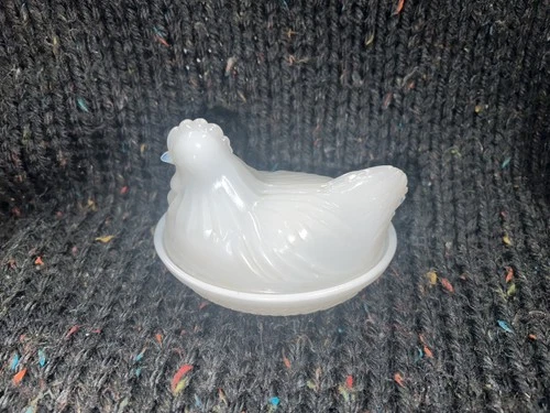 VTG Milk Glass Hen on Nest Candy Dish, Hazel Atlas 4.25”L  3.25”W 3.5”H