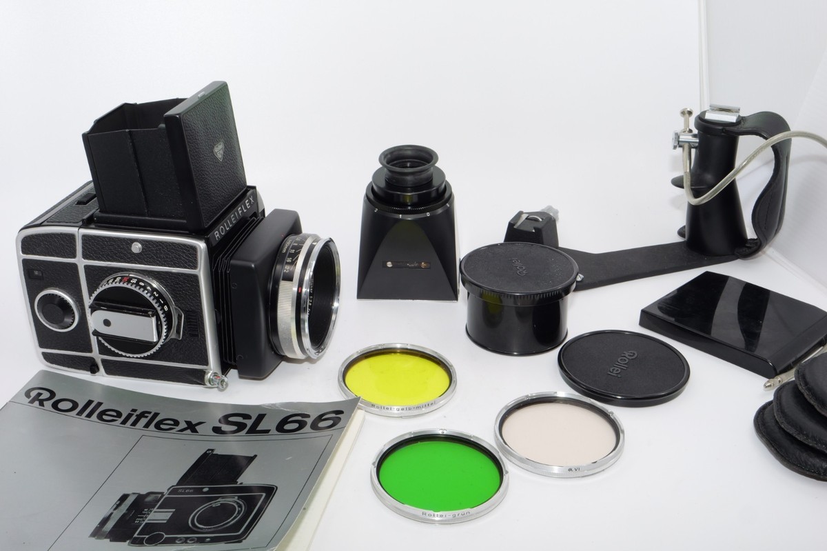 Rollei SL66 120 Film Camera Kit. Planar 80mm f2.8 Lens. Chimney