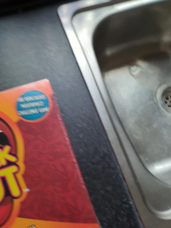 HASBRO GAMING SPEAK OUT - Includes 10 Mouthpieces - New Factory Sealed - Image 2 of 3