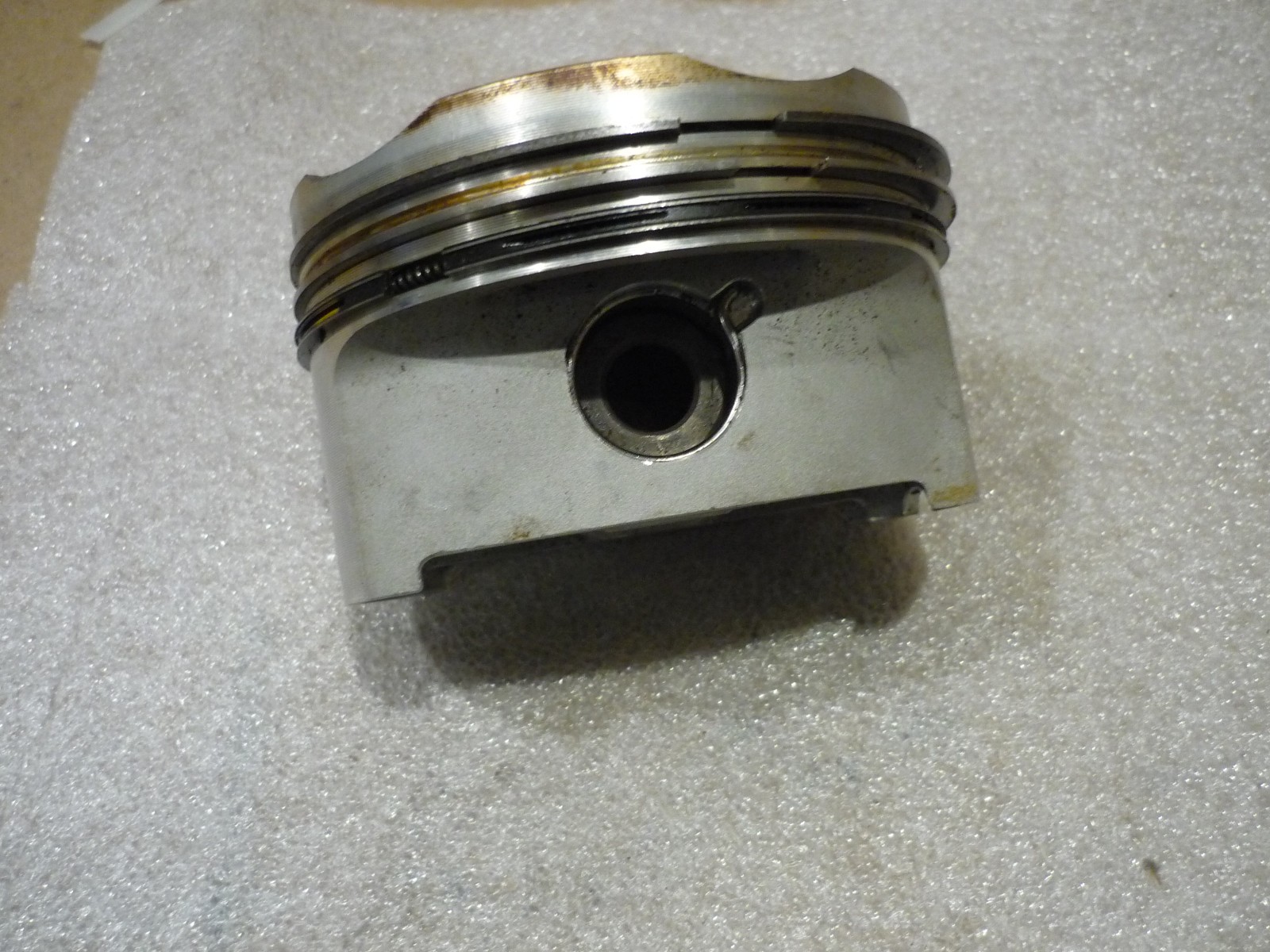 Ferrari 360 - Piston- P/N 179510