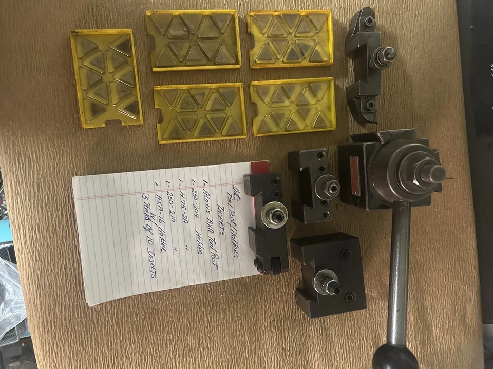 Poste de herramientas Aloris con 4 soportes y 5 paquetes de inserción Foto 3 de 4