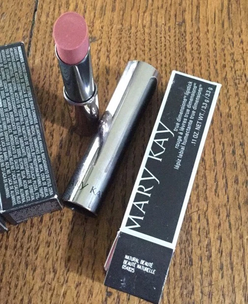 Mary Kay True Dimension, Semi Matte/ Shine Lipstick U Pick color FRESH Read BNIB - Image 2 of 4