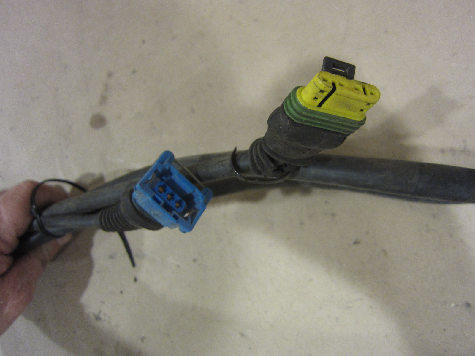 Ferrari 355 - Cables For Transmission Connection ON Engine Wiring - P/N 174512