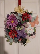 Springtime, Welcome, deco mesh wreath, flowers, love grows here, handmade